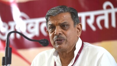 Rashtriya Swayamsevak Sangh General Secretary Dattatreya Hosabale questioned the iconisation of historical figures who were “against India's ethos” (PTI File Photo) Rashtriya Swayamsevak Sangh General Secretary Dattatreya Hosabale questioned the iconisation of historical figures who were “against India's ethos” (PTI File Photo)