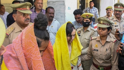 Meerut murder: Saurabh Rajput's wife, Muskan, and her lover, Sahil Shukla, after they were arrested in connection with his murder. (PTI file photo) Meerut murder: Saurabh Rajput's wife, Muskan, and her lover, Sahil Shukla, after they were arrested in connection with his murder. (PTI file photo)