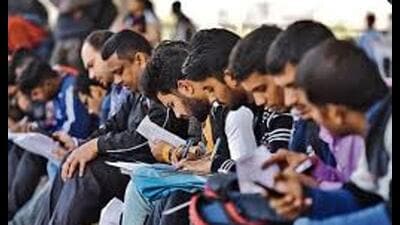 Since 2017-18, the Skill Development Mission has trained 14,13,716 youth in various fields to enhance their employabilityS (Sourced)