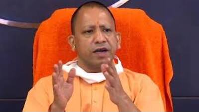 The CM ordered verification of tempo and e-rickshaw drivers and tenants and stressed strict action against crimes against women.