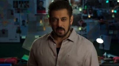 Salman Khan in a still from the trailer of Sikandar.