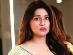 Mannara Chopra slams airline for denying her boarding,