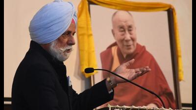 KC Singh, former diplomat and ambassador to UAE and Iran, at an event in Panjab University on Monday. (HT Photo) KC Singh, former diplomat and ambassador to UAE and Iran, at an event in Panjab University on Monday. (HT Photo)