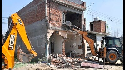 Ludhiana police in coordination with MC demolished a drug smuggler’s house in Haibowal locality in Ludhiana on Monday. (Manish/Hindustan Times) Ludhiana police in coordination with MC demolished a drug smuggler’s house in Haibowal locality in Ludhiana on Monday. (Manish/Hindustan Times)