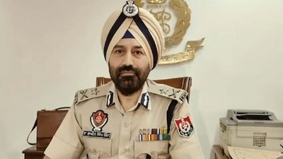 Punjab Police inspector general (IG) Sukhchain Singh Gill announcing the release of the farmers taken into custody on March 19. (X) Punjab Police inspector general (IG) Sukhchain Singh Gill announcing the release of the farmers taken into custody on March 19. (X)