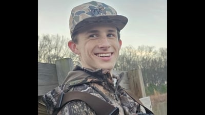 Yankees great Brett Gardner’s son, Miller Gardner (pictured), dies (@Yankees/X) Yankees great Brett Gardner’s son, Miller Gardner (pictured), dies (@Yankees/X)