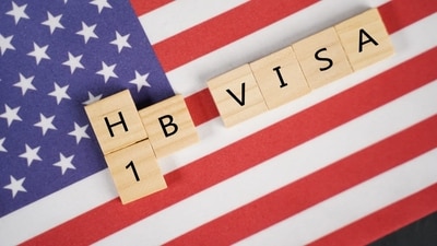 According to US immigration experts, even applicants who have previously had repeated visa approvals may still be subject to administrative procedures, which could cause a massive delay in their return. (shutter stock) According to US immigration experts, even applicants who have previously had repeated visa approvals may still be subject to administrative procedures, which could cause a massive delay in their return. (shutter stock)