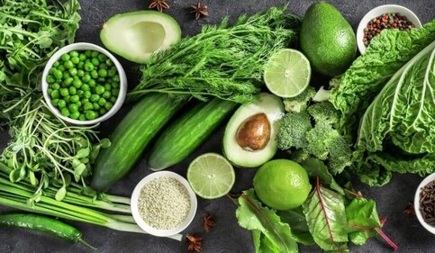 Whether you are fasting or feasting, don't forget to add green foods to your diet! (Shutterstock)