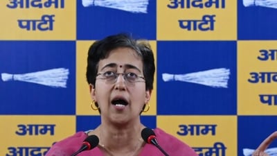 Atishi alleged that the BJP government deliberately avoided presenting the Economic Survey before the budget. (Hindustan Times/Vipin Kumar) Atishi alleged that the BJP government deliberately avoided presenting the Economic Survey before the budget. (Hindustan Times/Vipin Kumar)