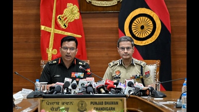 Chief of Staff Headquarters Army Western Command Lt General Mohit Wadhwa and Punjab Director General of Police (DGP) Gaurav Yadav addressed the media regarding the recent assault on Colonel Pushpinder Singh Bath and his son in Patiala, at Punjab Bhawan in Chandigarh on Tuesday. (Ravi Kumar/Hindustan Times) Chief of Staff Headquarters Army Western Command Lt General Mohit Wadhwa and Punjab Director General of Police (DGP) Gaurav Yadav addressed the media regarding the recent assault on Colonel Pushpinder Singh Bath and his son in Patiala, at Punjab Bhawan in Chandigarh on Tuesday. (Ravi Kumar/Hindustan Times)