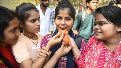 Students celebrating after BSEB declared Bihar Board class 12th Intermediate examination results in Patna (Santosh Kumar)