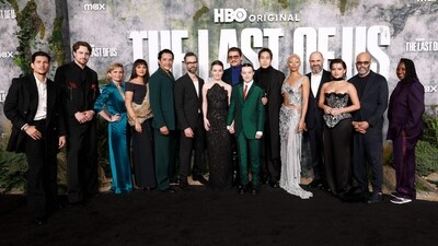 HOLLYWOOD, CALIFORNIA - MARCH 24: (L-R) Danny Ramirez, Spencer Lord, Halley Wegryn Gross, Ariela Barer, Gabriel Luna, Neil Druckmann, Kaitlyn Dever, Pedro Pascal, Bella Ramsey, Young Mazino, Tati Gabrielle, Craig Mazin, Isabela Merced, Jeffrey Wright and Rutina Wesley attend the Los Angeles premiere of the HBO original series "The Last of Us" Season 2 at TCL Chinese Theater on March 24, 2025 in Hollywood, California. Matt Winkelmeyer/Getty Images/AFP (Photo by Matt Winkelmeyer / GETTY IMAGES NORTH AMERICA / Getty Images via AFP) (Getty Images via AFP) HOLLYWOOD, CALIFORNIA - MARCH 24: (L-R) Danny Ramirez, Spencer Lord, Halley Wegryn Gross, Ariela Barer, Gabriel Luna, Neil Druckmann, Kaitlyn Dever, Pedro Pascal, Bella Ramsey, Young Mazino, Tati Gabrielle, Craig Mazin, Isabela Merced, Jeffrey Wright and Rutina Wesley attend the Los Angeles premiere of the HBO original series "The Last of Us" Season 2 at TCL Chinese Theater on March 24, 2025 in Hollywood, California. Matt Winkelmeyer/Getty Images/AFP (Photo by Matt Winkelmeyer / GETTY IMAGES NORTH AMERICA / Getty Images via AFP) (Getty Images via AFP)