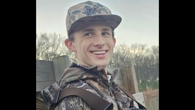 Cause of death revealed for Yankees great Brett Gardner’s 14-year-old son Miller (pictured) (@Yankees/X) Cause of death revealed for Yankees great Brett Gardner’s 14-year-old son Miller (pictured) (@Yankees/X)
