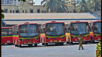 part from star ratings, BEST will also begin recognising drivers with the least complaints against them every month and other such parameters. (Raju Shinde/HT Photo) (Hindustan Times) part from star ratings, BEST will also begin recognising drivers with the least complaints against them every month and other such parameters. (Raju Shinde/HT Photo) (Hindustan Times)