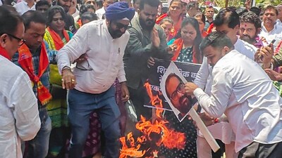 Shiv Sena supporters took offence to Kunal Kamra's comments during a stand up act about Eknath Shinde and have vandalised the venue, and launched protests against the comedian (Anil Shiinde /ANI) Shiv Sena supporters took offence to Kunal Kamra's comments during a stand up act about Eknath Shinde and have vandalised the venue, and launched protests against the comedian (Anil Shiinde /ANI)