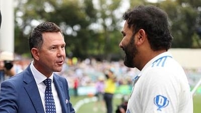 Ricky Ponting (L) with Rohit Sharma during the Border-Gavaskar Trophy (AFP) Ricky Ponting (L) with Rohit Sharma during the Border-Gavaskar Trophy (AFP)