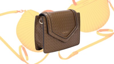 Stay stylish with Allen Solly sling bags: Perfect for work, brunch, and everything in between. Compact, trendy, and built for modern lifestyles. Stay stylish with Allen Solly sling bags: Perfect for work, brunch, and everything in between. Compact, trendy, and built for modern lifestyles.