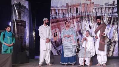Artistes staging a play at Punjabi Bhawan in Ludhiana on Thursday. (HT Photo)