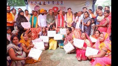 BJP MLA from Sarojini Nagar Rajeshwar Singh at a function in Lucknow on Thursday (HT Photo)