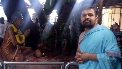 Sai Krishna got acquainted with the victim as Apsara's mother would frequent the temple where the accused was a priest. (X (Surya Reddy)) Sai Krishna got acquainted with the victim as Apsara's mother would frequent the temple where the accused was a priest. (X (Surya Reddy))