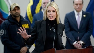 Attorney General Pam Bondi speaks about a 24 year-old MS-13 gang leader who was arrested in an operation by the Virginia Homeland Security Task Force in Dale City, VA., on March 27, 2025, during a news conference at the Manassas FBI Field Office, Thursday, March 27, 2025, in Manassas, VA. (AP Photo/Rod Lamkey)