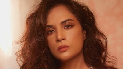 What's the secret to Richa Chadha's glowing skin? Vampire facial. Here's everything you need to know about the treatment. (Instagram/ Richa Chadha) What's the secret to Richa Chadha's glowing skin? Vampire facial. Here's everything you need to know about the treatment. (Instagram/ Richa Chadha)