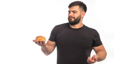 Want to lose weight? Eliminate packaged and processed foods that are high in unhealthy fats, and added sugars. (Freepik) Want to lose weight? Eliminate packaged and processed foods that are high in unhealthy fats, and added sugars. (Freepik)