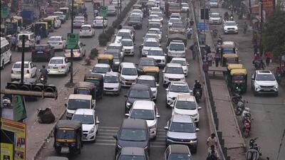 Once a vehicle is blacklisted on the Parivahan website, the owner will be unable to access services on the Vahan portal, including tax payment, vehicle renewal, and other related services. (HT File)
