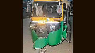 The infant’s mother, Bhumika, 33, a resident of Azad Nagar, Basant Vihar, Delhi (West), stated that she, her four-month-old daughter, and her parents, Shiv Ratan, 64, and Rishi Bala, 58, were travelling to the Chandigarh railway station. (HT Photo)
