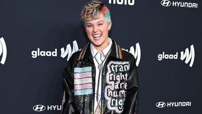 US singer JoJo Siwa attends the 36th Annual GLAAD Media Awards at the Beverly Hilton Hotel in Beverly Hills, California, March 27, 2025. (Photo by LISA O'CONNOR / AFP) (AFP) US singer JoJo Siwa attends the 36th Annual GLAAD Media Awards at the Beverly Hilton Hotel in Beverly Hills, California, March 27, 2025. (Photo by LISA O'CONNOR / AFP) (AFP)