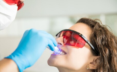Professional in-office whitening is done by a dentist using bleaching agents. (Representative picture: Freepik) Professional in-office whitening is done by a dentist using bleaching agents. (Representative picture: Freepik)