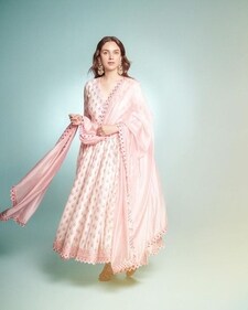 Aditi Rao Hydari’s ethereal anarkali look (Pinterest) Aditi Rao Hydari’s ethereal anarkali look (Pinterest)
