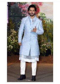 Varun Dhawan’s modern pastel sherwani (Pinterest) Varun Dhawan’s modern pastel sherwani (Pinterest)