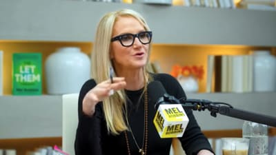Mel Robbins, a bestselling author, gained fame for her tough-love advice and personal struggles, often rivaling Joe Rogan in podcast popularity. (YouTube/Mel Robbins) Mel Robbins, a bestselling author, gained fame for her tough-love advice and personal struggles, often rivaling Joe Rogan in podcast popularity. (YouTube/Mel Robbins)