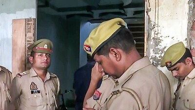 The Sambhal police on Friday arrested 14 members of an interstate gang engaged in human trafficking. (ANI) The Sambhal police on Friday arrested 14 members of an interstate gang engaged in human trafficking. (ANI)