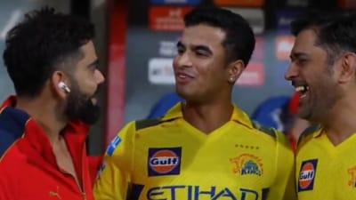 Vansh Bedi (c) with Virat Kohli (L) and MS Dhoni (CSK/X) Vansh Bedi (c) with Virat Kohli (L) and MS Dhoni (CSK/X)