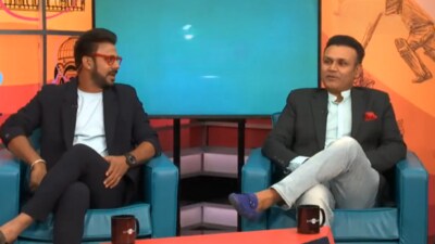 Virender Sehwag and Manoj Tiwary talk about MS Dhoni's batting position Virender Sehwag and Manoj Tiwary talk about MS Dhoni's batting position