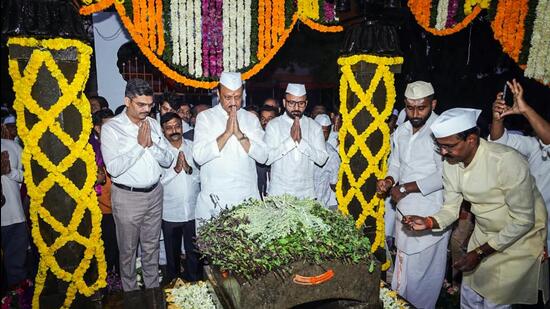 Pune, Mar 29 (ANI): Maharashtra Deputy Chief Minister Ajit Pawar pays his respects to Chhatrapati Sambhaji Maharaj on his death anniversary, at Vadu Budruk in Pune on Saturday. (ANI Photo) (ANI Pic Service)