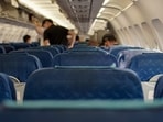 Elsherif accused the airline of failing to take action, noting that the crew did not report the incident. Elsherif accused the airline of failing to take action, noting that the crew did not report the incident.