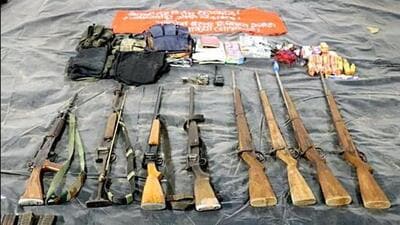 According to police, among the Maoists who surrendered, six had a bounty of ₹8 lakh each, three carried ₹5 lakh rewards, and five had bounties of ₹1 lakh. (Representational image) According to police, among the Maoists who surrendered, six had a bounty of ₹8 lakh each, three carried ₹5 lakh rewards, and five had bounties of ₹1 lakh. (Representational image)