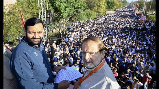 Haryana chief minister Nayab Singh Saini at the half-marathon at Sonepat’s Deenbandhu Chhotu Ram University of Science and Technology on Sunday. (HT Photo)