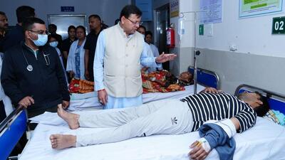 CM Pushkar Dhami meets the patients at Coronation hospital. (HT Photo) CM Pushkar Dhami meets the patients at Coronation hospital. (HT Photo)