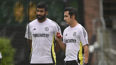 Jasprit Bumrah (L) must not be made India's one-man army, reckons Shane Bond (HT_PRINT) Jasprit Bumrah (L) must not be made India's one-man army, reckons Shane Bond (HT_PRINT)