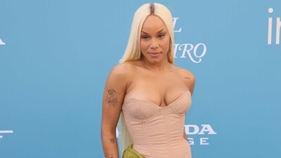 US singer Tanner Adell arrives for the 2025 Billboard Women in Music, honoring US rapper and singer Doechii as Billboard Woman of the Year, in the YouTube Theater at Hollywood Park in Inglewood, California, on March 29, 2025. (Photo by ETIENNE LAURENT / AFP) (AFP)