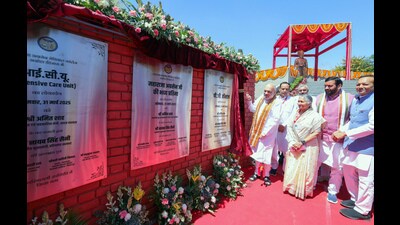Union Home minister Amit Shah unveils the statue of Maharaja Agrasen, inaugurates the 30-bed ICU unit and lays the foundation stone of the PG hostel at Maharaja Agrasen Medical College, Agroha, in Hisar on Monday. Haryana Chief Minister Nayab Saini, BJP MP Naveen Jindal and his mother and Independent MLA Savitri Jindal also present. (ANI Photo) (ANI)