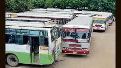 Bus stands across Punjab will remain closed for two hours from 10 am to 12 pm on April 3 as contractual workers from Punjab Roadways, Punbus and PRTC announced a statewide strike on Tuesday to press the state government to accept their ‘long-pending demands’ including job regularisation. (HT File) Bus stands across Punjab will remain closed for two hours from 10 am to 12 pm on April 3 as contractual workers from Punjab Roadways, Punbus and PRTC announced a statewide strike on Tuesday to press the state government to accept their ‘long-pending demands’ including job regularisation. (HT File)