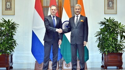 External Affairs Minister S Jaishankar with Netherlands Foreign Minister Caspar Veldkamp during a meeting, in New Delhi on March 31. (X/DrSJaishankar) External Affairs Minister S Jaishankar with Netherlands Foreign Minister Caspar Veldkamp during a meeting, in New Delhi on March 31. (X/DrSJaishankar)