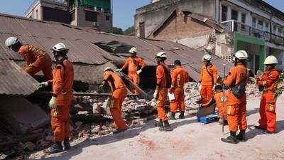 As rescue ops are still underway, the Myanmar military chief said that the death toll could go up to 3,000. (AP) As rescue ops are still underway, the Myanmar military chief said that the death toll could go up to 3,000. (AP)