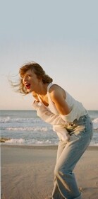 1989 Era: The edgy pop star (Pinterest) 1989 Era: The edgy pop star (Pinterest)