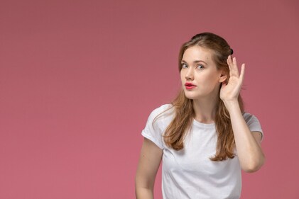 Women's hearing abilities are more sensitive. (Freepik) Women's hearing abilities are more sensitive. (Freepik)